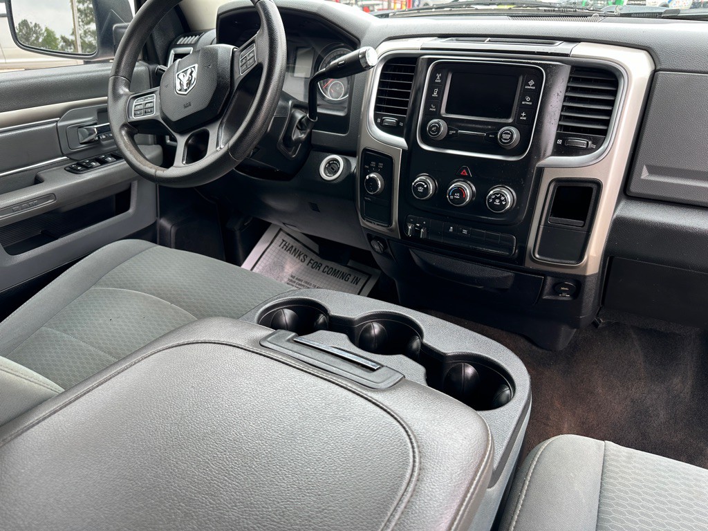 2016 RAM 2500 Image 9
