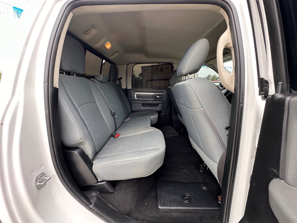 2016 RAM 2500 Image 10