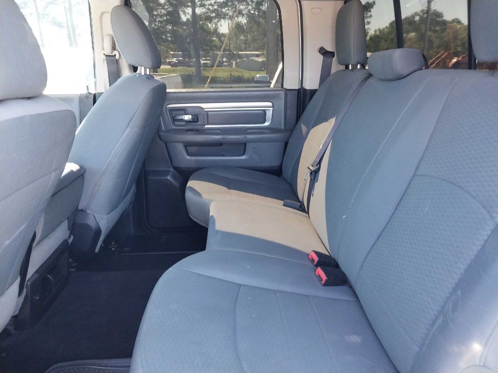 2016 RAM 2500 Image 18