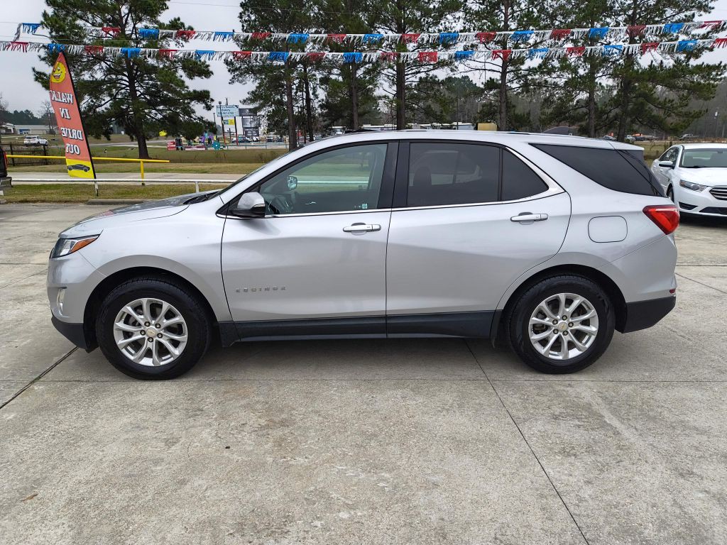 2018 Chevrolet Equinox Image 2