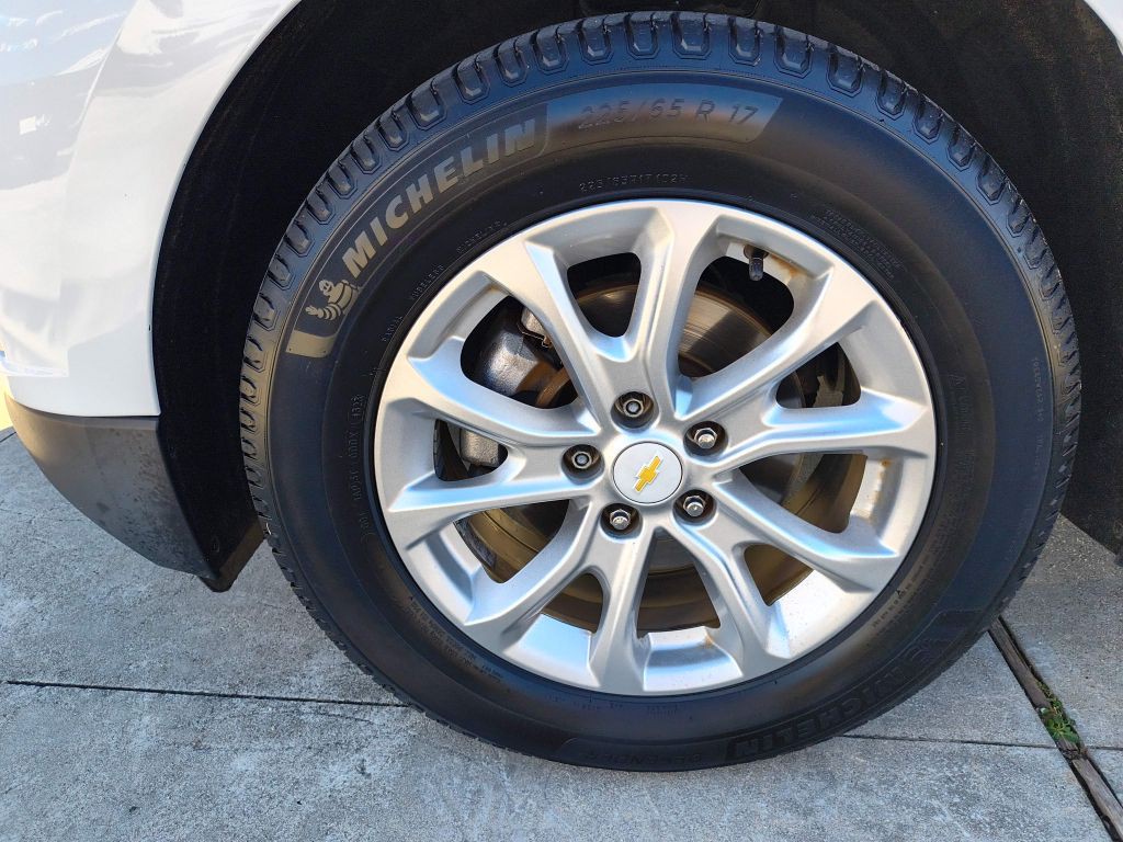 2019 Chevrolet Equinox Image 9