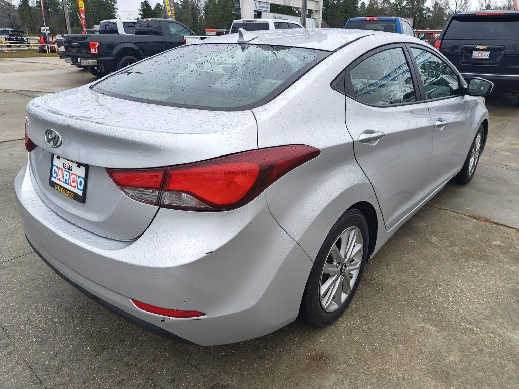 2015 Hyundai Elantra Image 5
