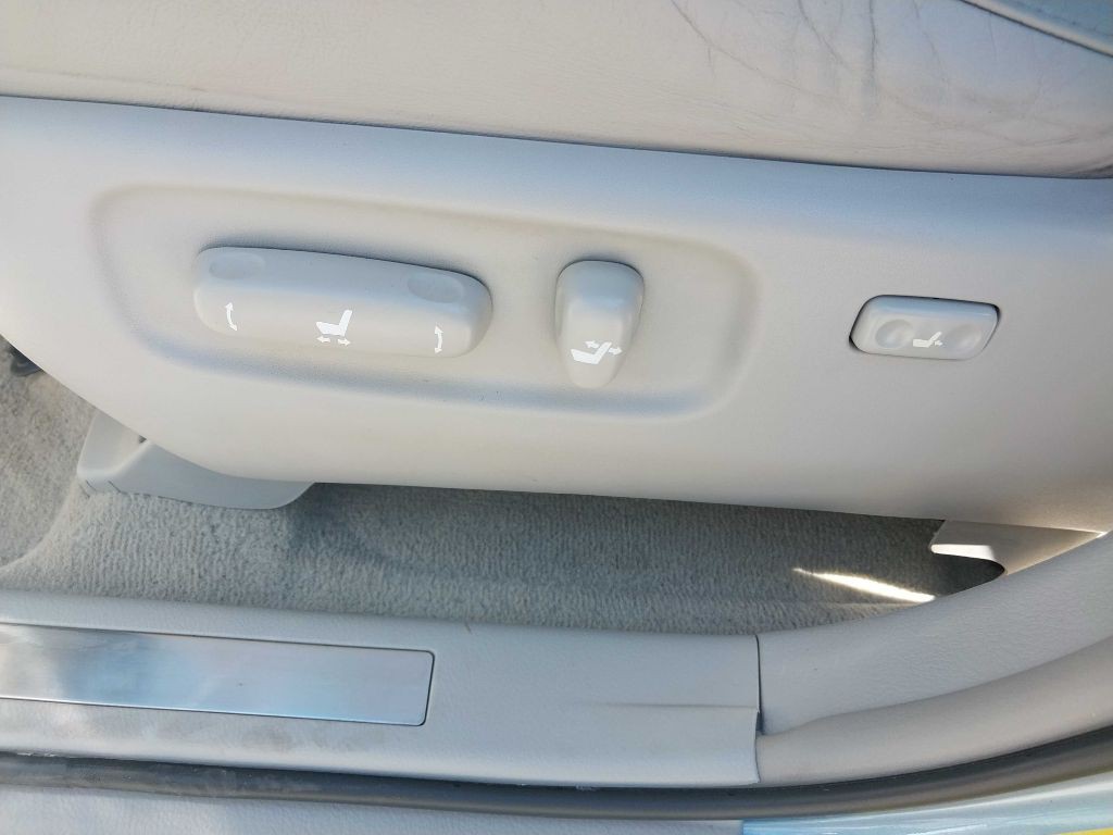 2009 Lexus RX Image 12