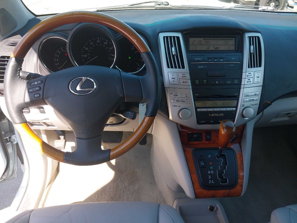 2009 Lexus RX Image 14