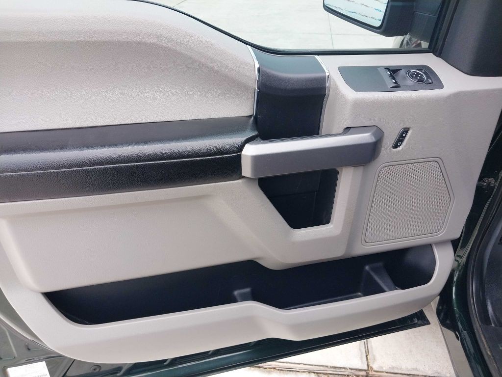 2015 Ford F-150 Image 12