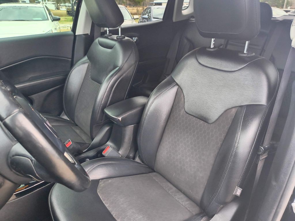 2019 Jeep Compass Image 13