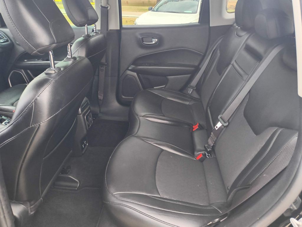 2019 Jeep Compass Image 20