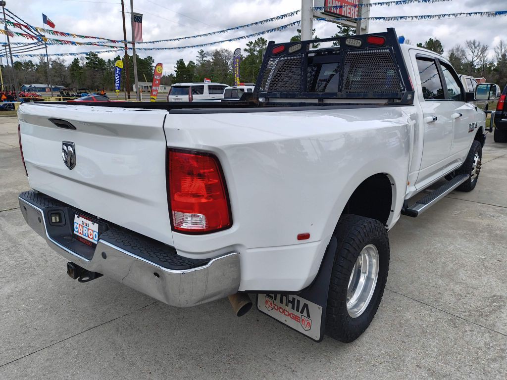 2018 RAM 3500 Image 6
