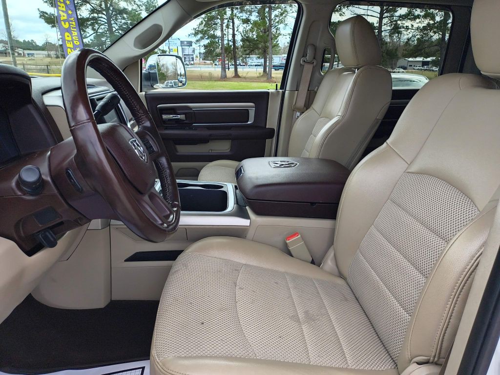 2018 RAM 3500 Image 16