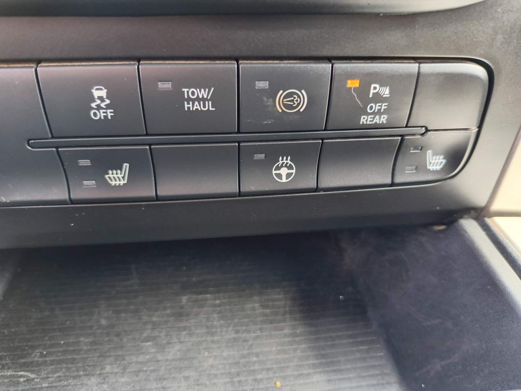 2018 RAM 3500 Image 26