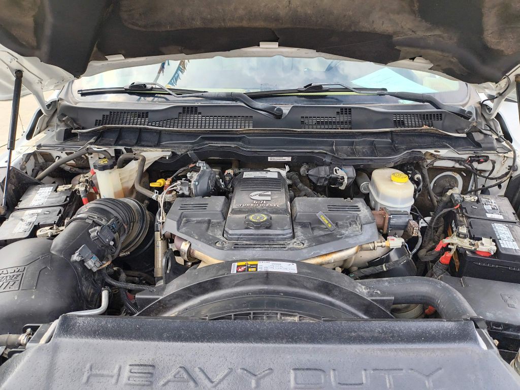 2018 RAM 3500 Image 31