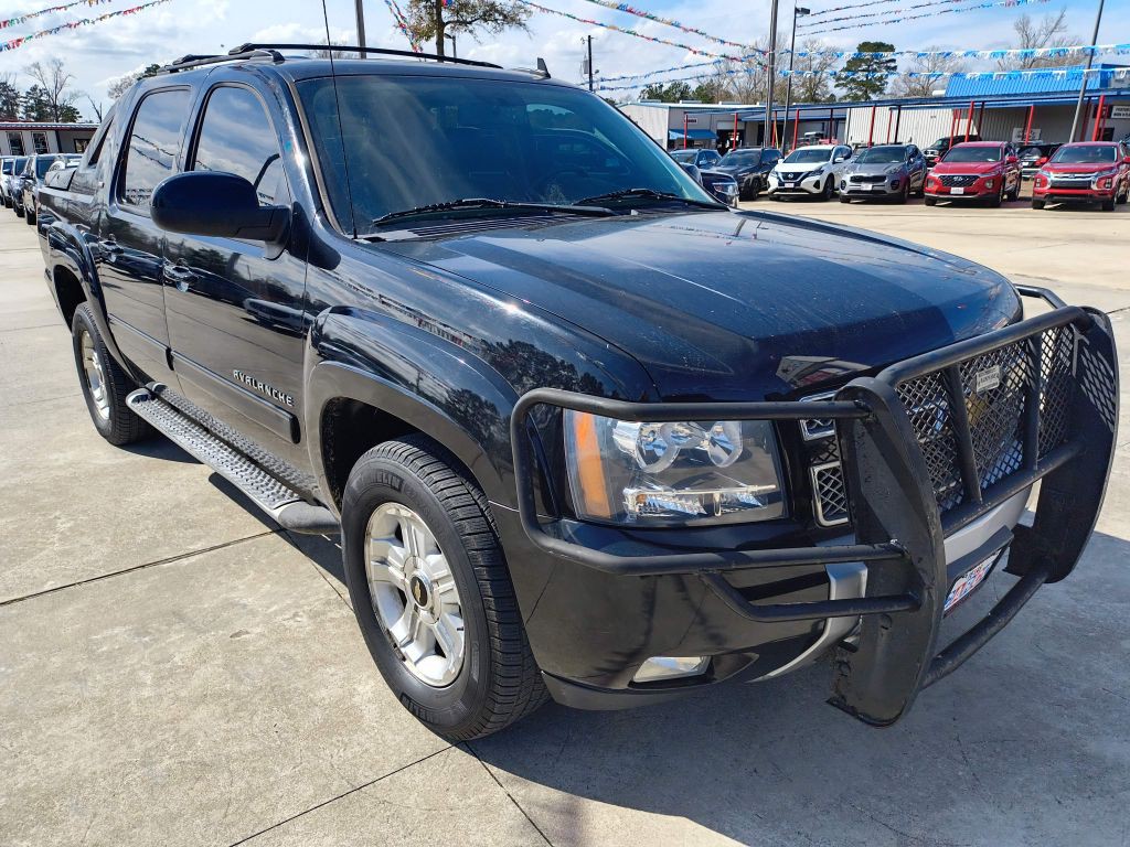 2012 Chevrolet Avalanche Image 7