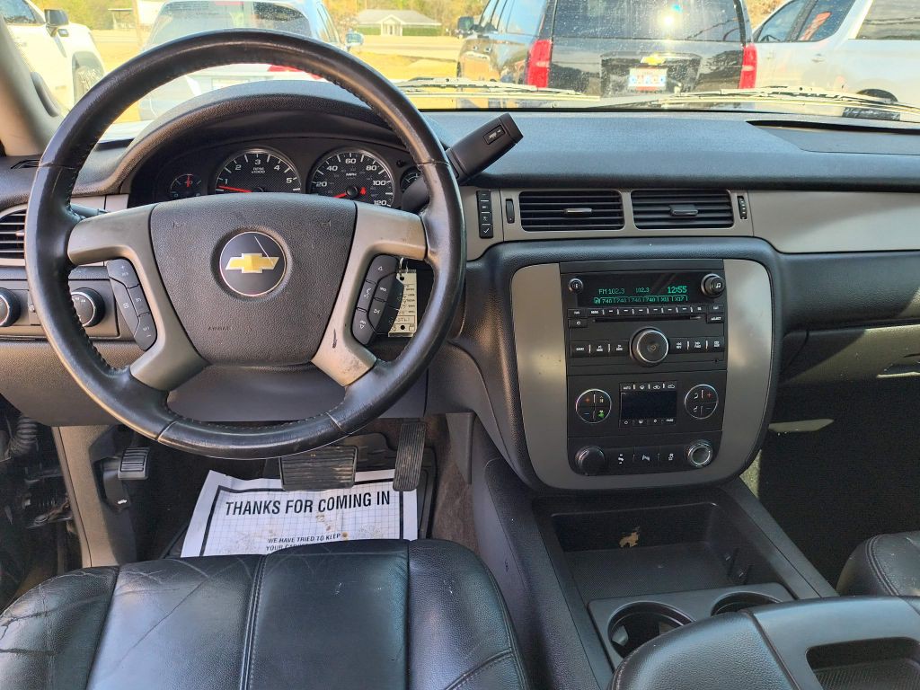 2012 Chevrolet Avalanche Image 14