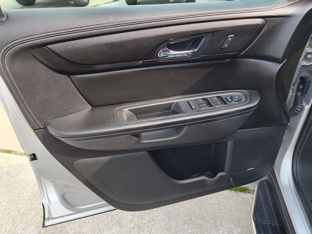 2016 Chevrolet Traverse Image 10
