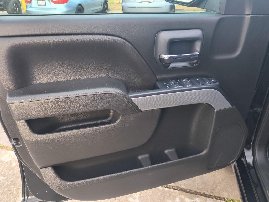 2018 Chevrolet Silverado 1500 Image 12