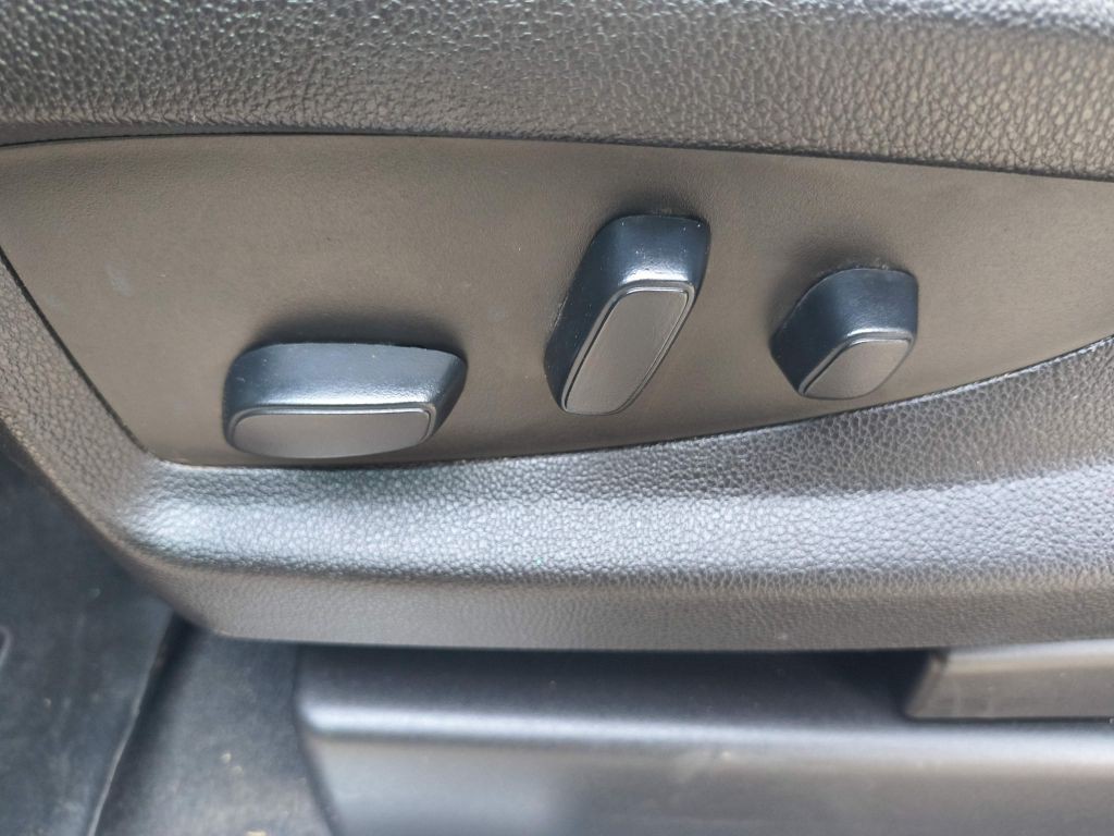 2018 Chevrolet Silverado 1500 Image 14