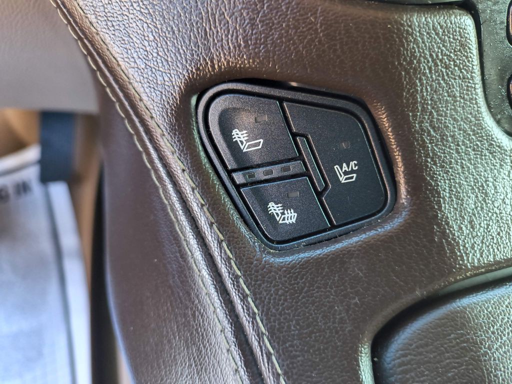 2015 Chevrolet Tahoe Image 21