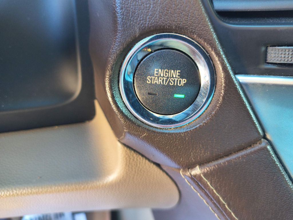 2015 Chevrolet Tahoe Image 22