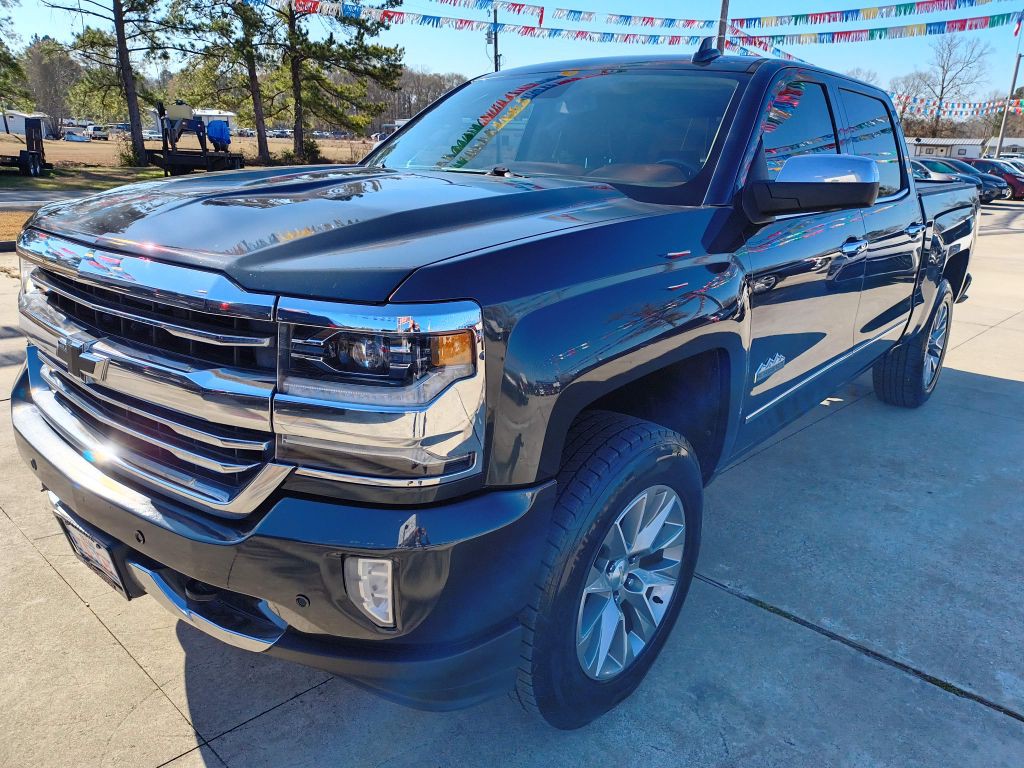 2018 Chevrolet Silverado 1500 Image 1