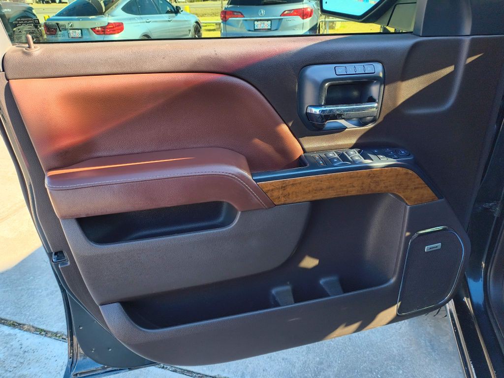 2018 Chevrolet Silverado 1500 Image 12