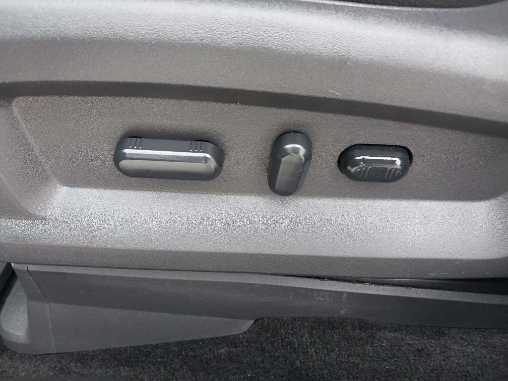 2014 Ford Edge Image 12