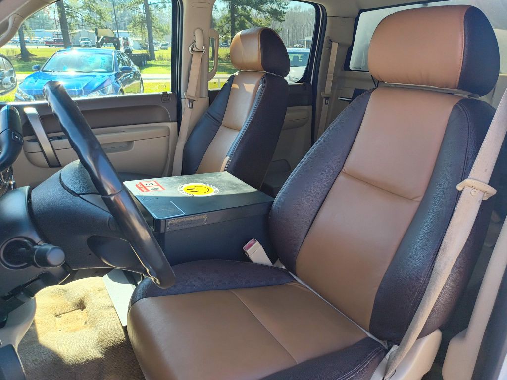 2012 Chevrolet Silverado 1500 Image 13