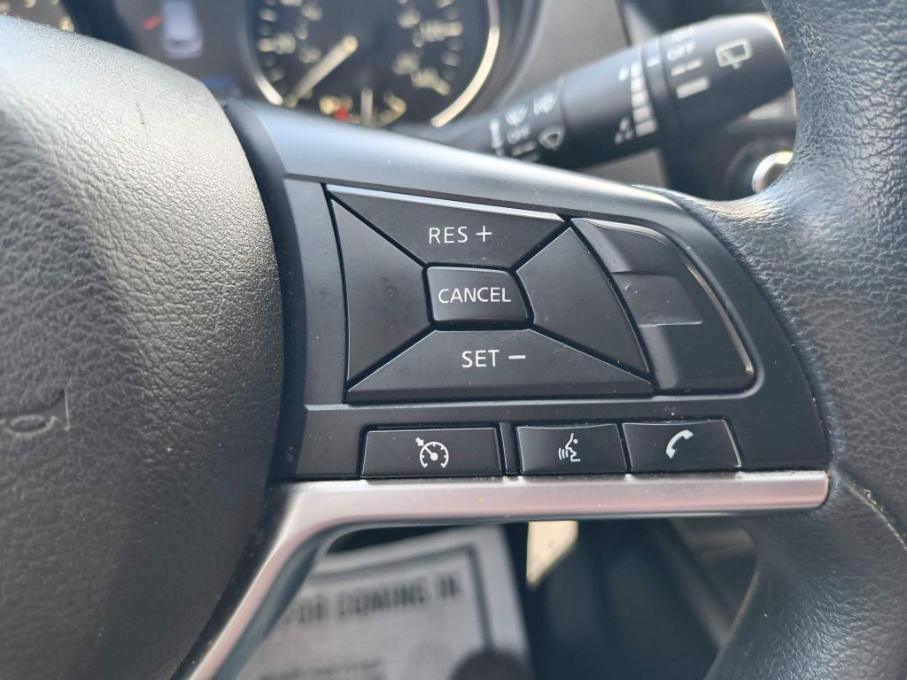 2020 Nissan Rogue Image 16