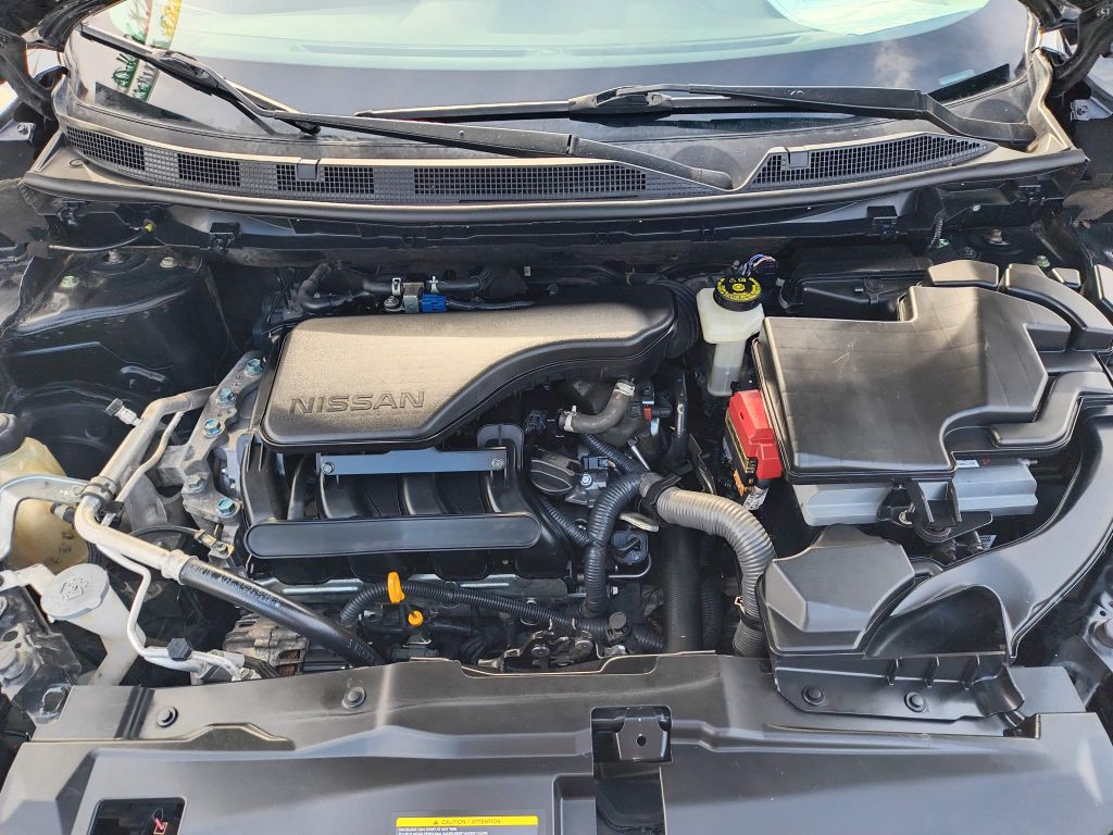 2020 Nissan Rogue Image 25