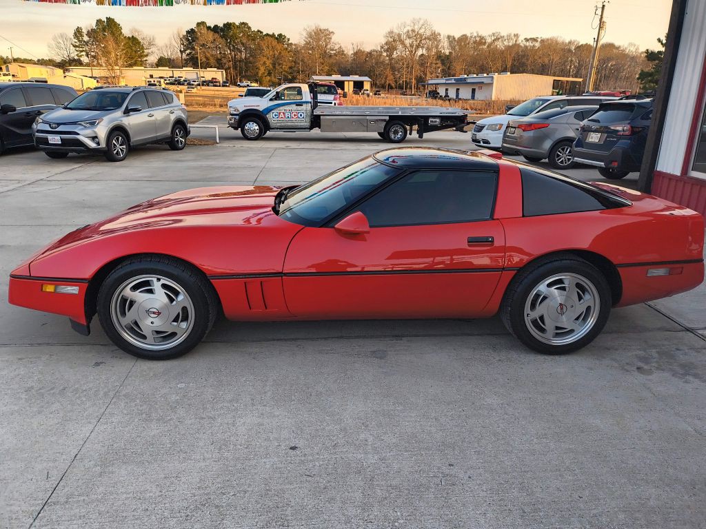 1989 Chevrolet Corvette Image 2