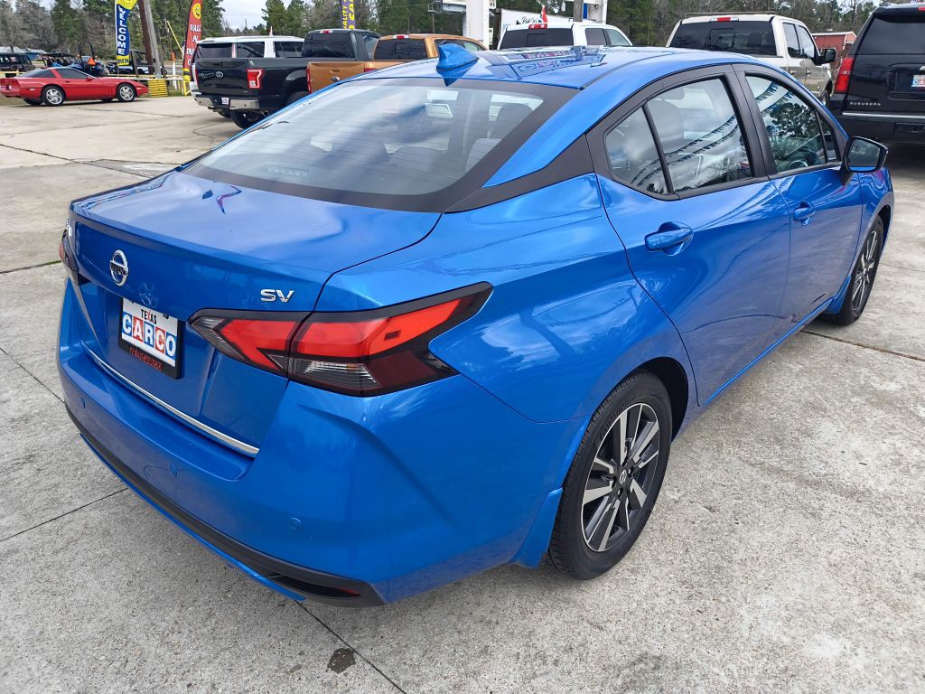 2021 Nissan Versa Image 5
