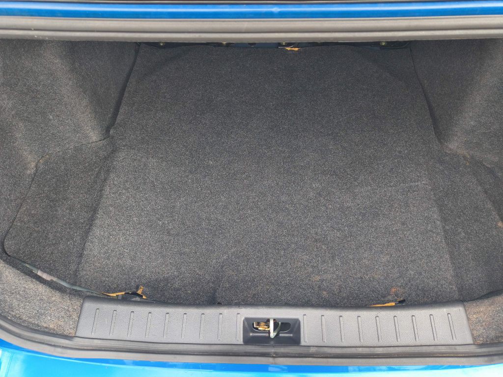 2021 Nissan Versa Image 24