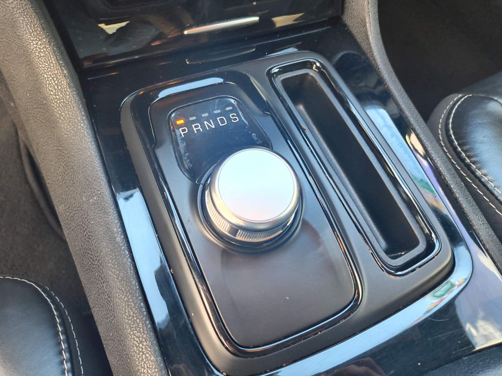 2023 Chrysler 300 Image 21