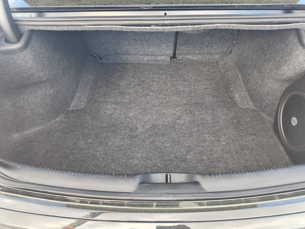 2023 Chrysler 300 Image 26