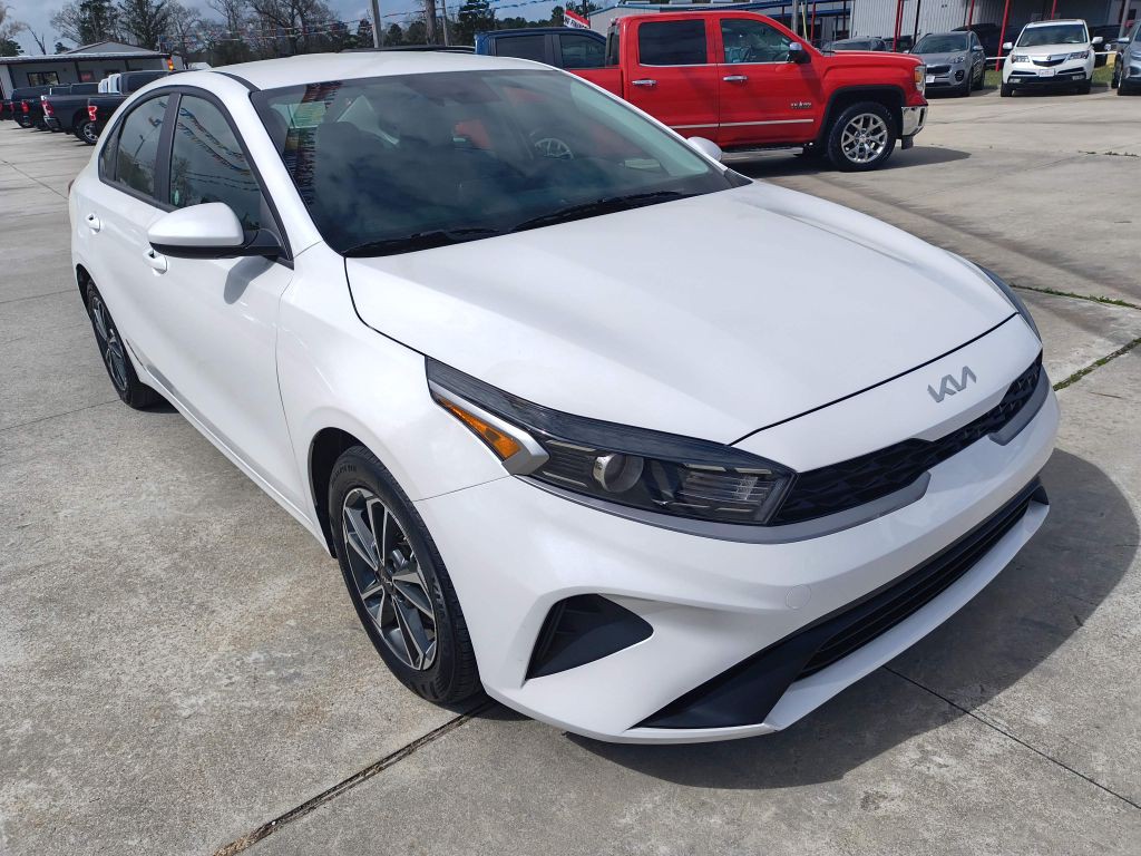 2024 Kia Forte Image 7