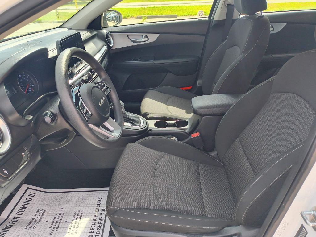 2024 Kia Forte Image 11