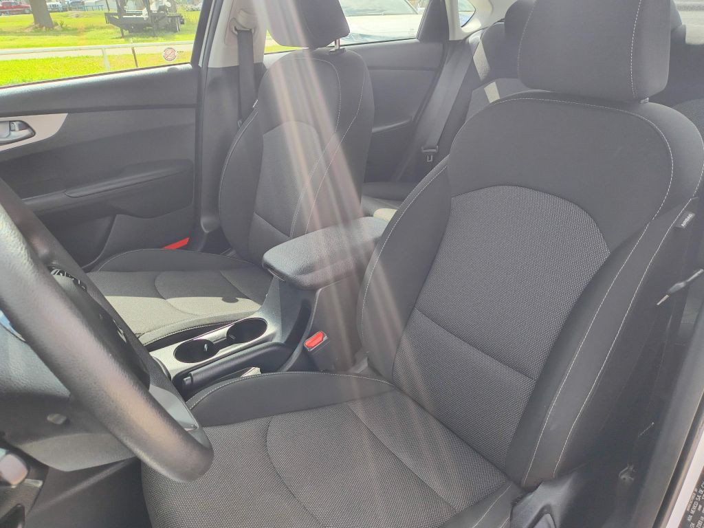 2024 Kia Forte Image 12