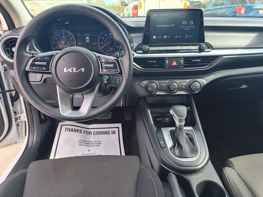 2024 Kia Forte Image 13