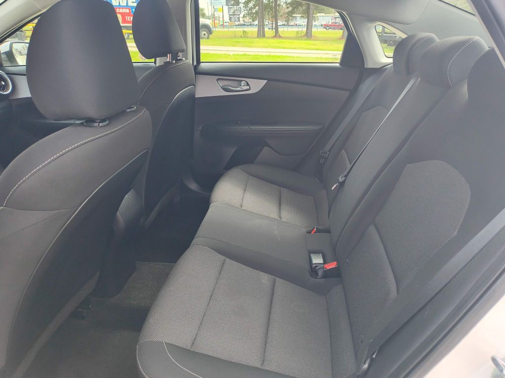 2024 Kia Forte Image 20