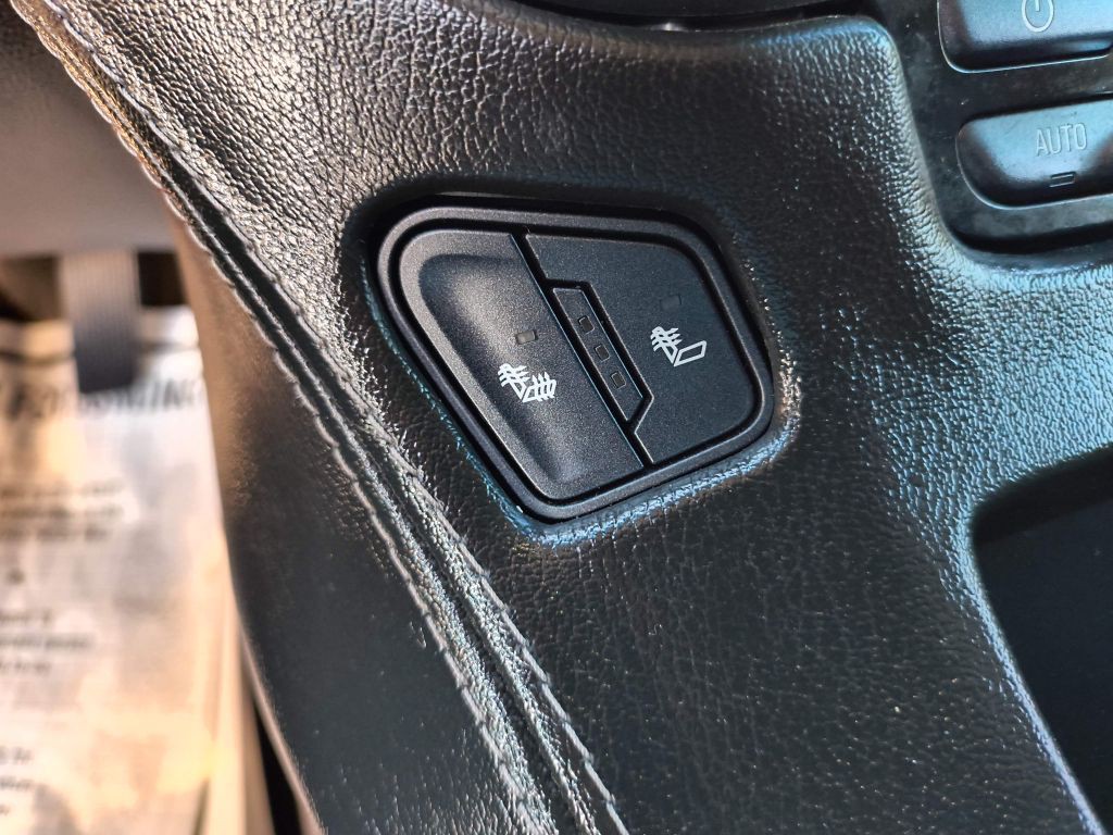 2017 Chevrolet Suburban Image 22