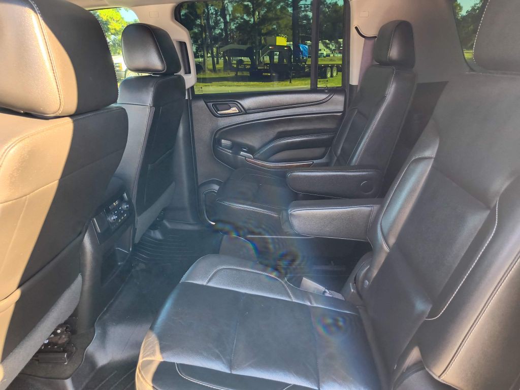 2017 Chevrolet Suburban Image 26