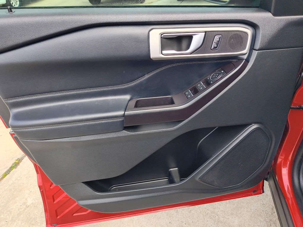 2020 Ford Explorer Image 10