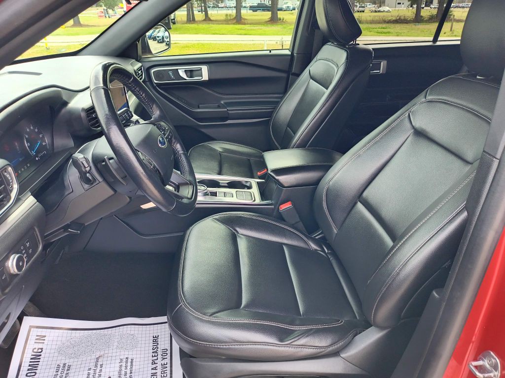 2020 Ford Explorer Image 11