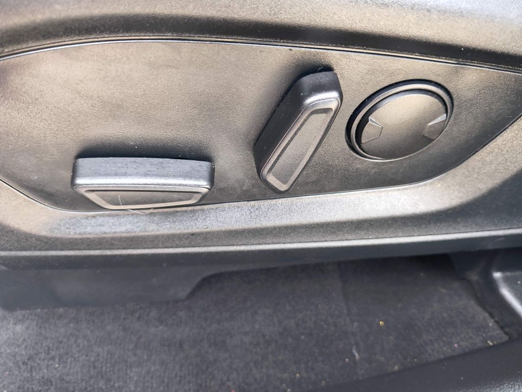 2020 Ford Explorer Image 12