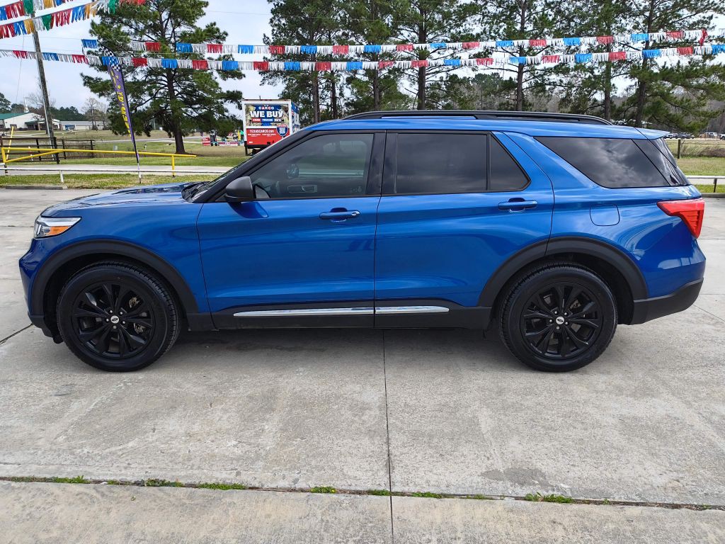 2020 Ford Explorer Image 2