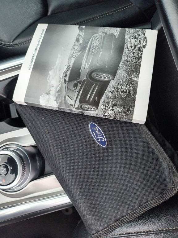 2020 Ford Explorer Image 29