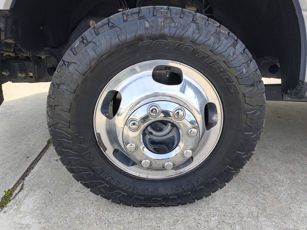 2022 Ford F-350 Image 13