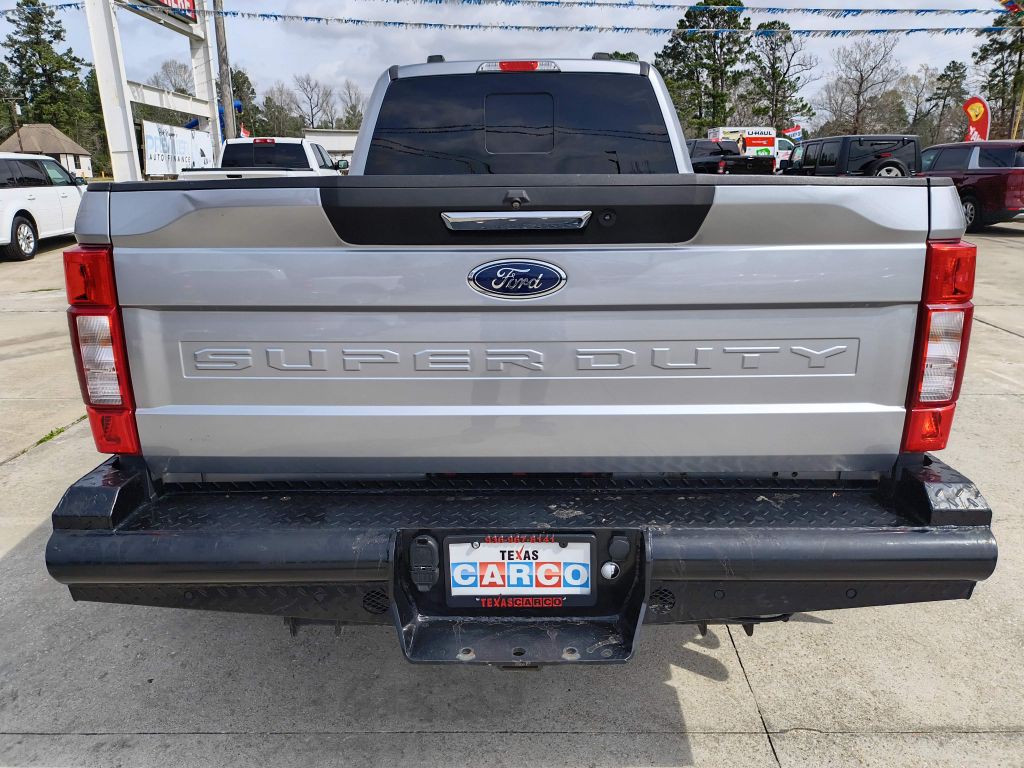 2022 Ford F-350 Image 4