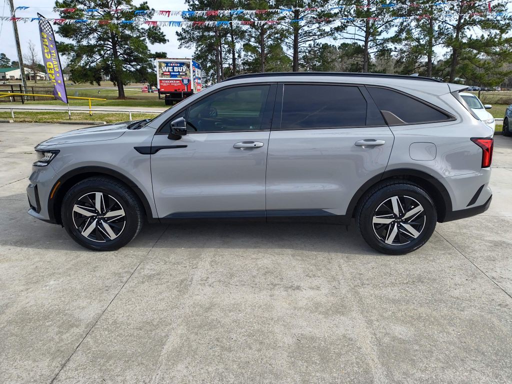 2022 Kia Sorento Image 2