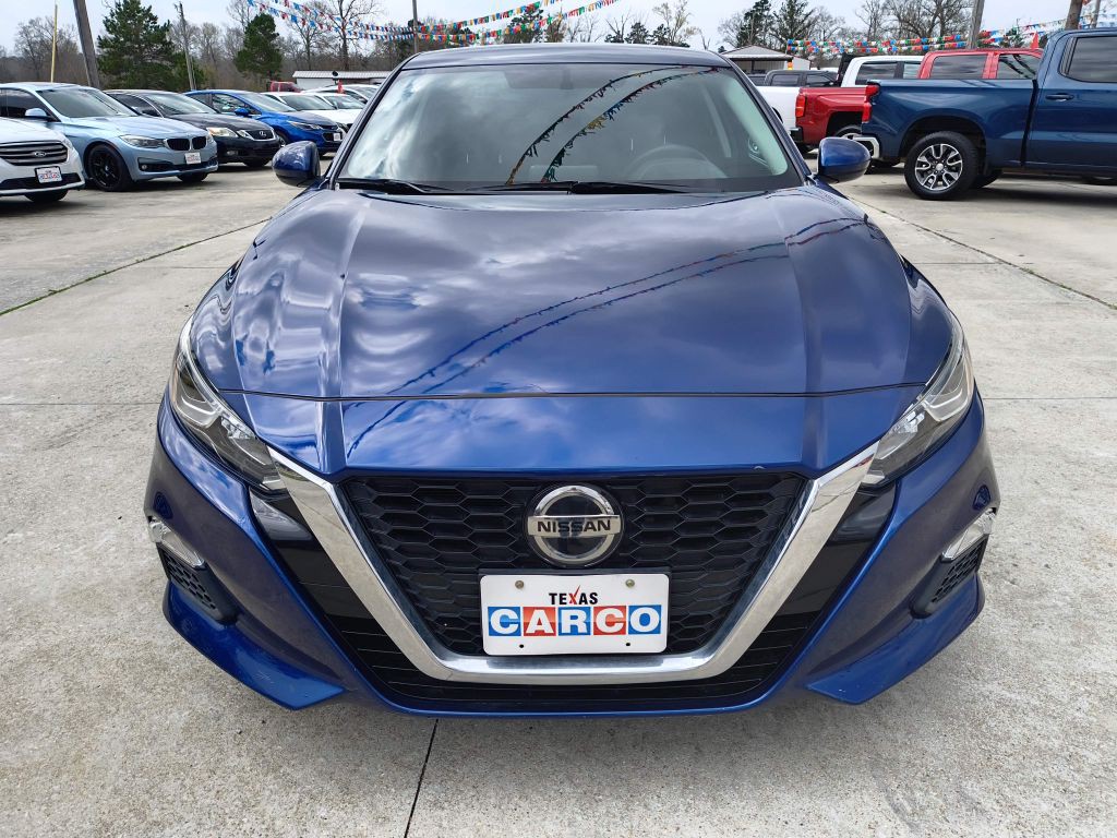 2020 Nissan Altima Image 8