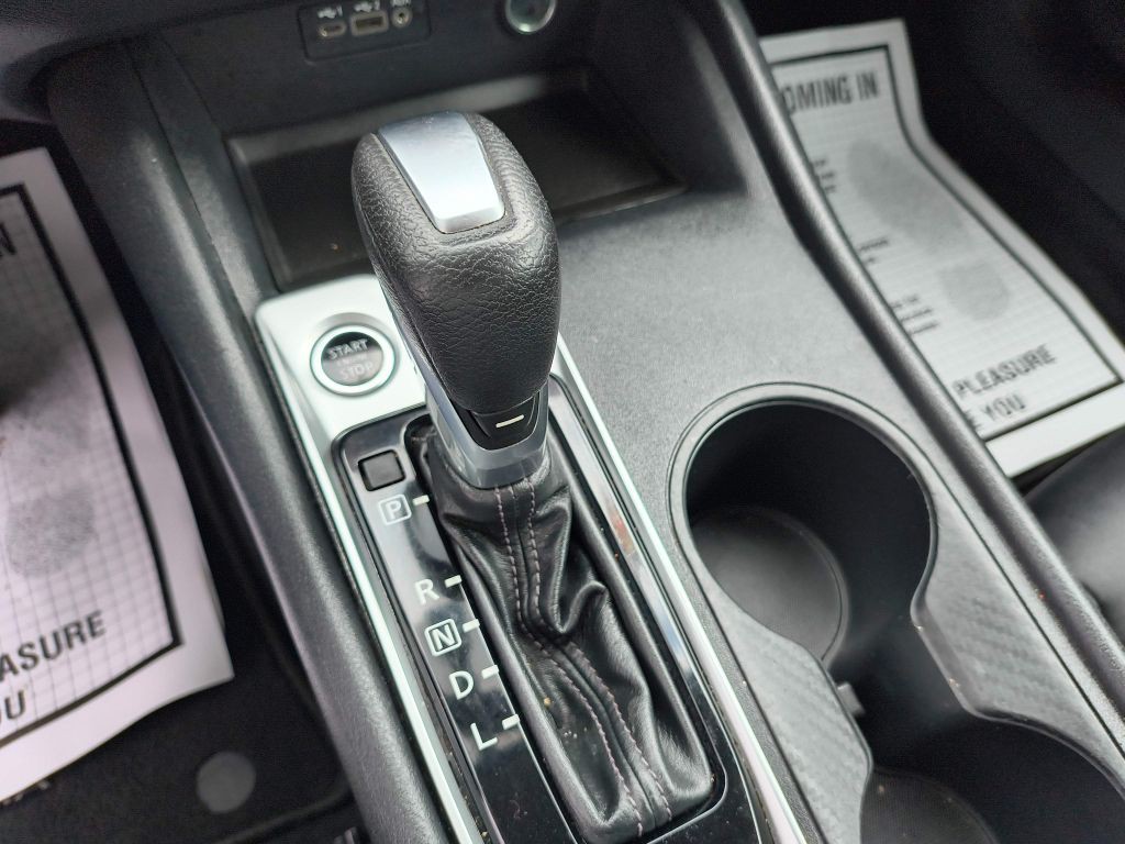 2020 Nissan Altima Image 21